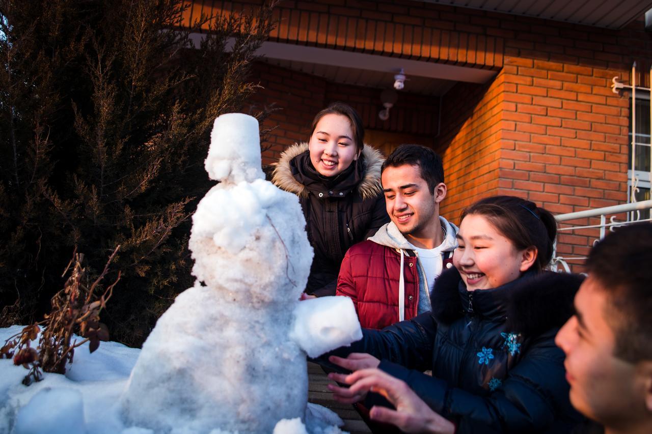 Interhouse Almaty Hostel Екстериор снимка
