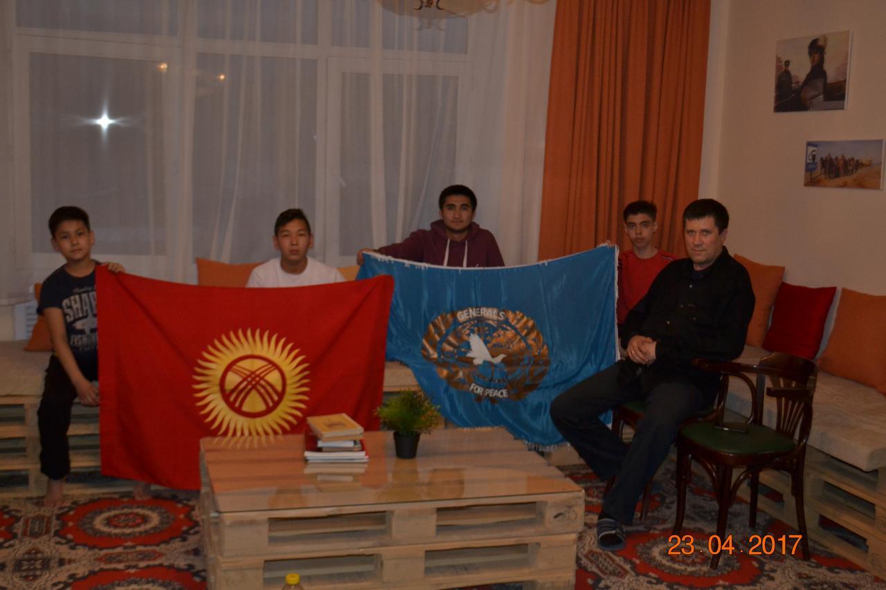 Interhouse Almaty Hostel Екстериор снимка